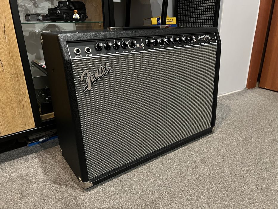 Wzmacniacz Fender Champion 100