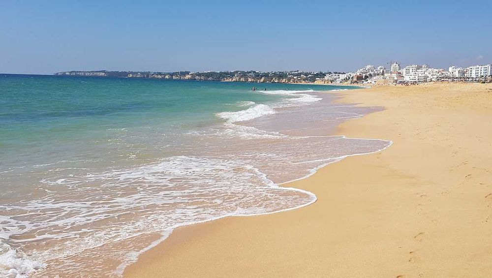 Troco/permuto moradia T4 em Pêra, Algarve a 3km do mar
