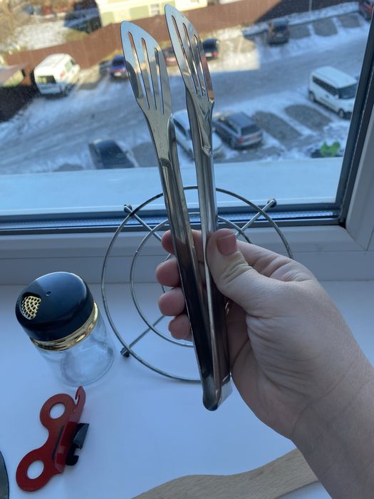 Приладдя для кухні прибори