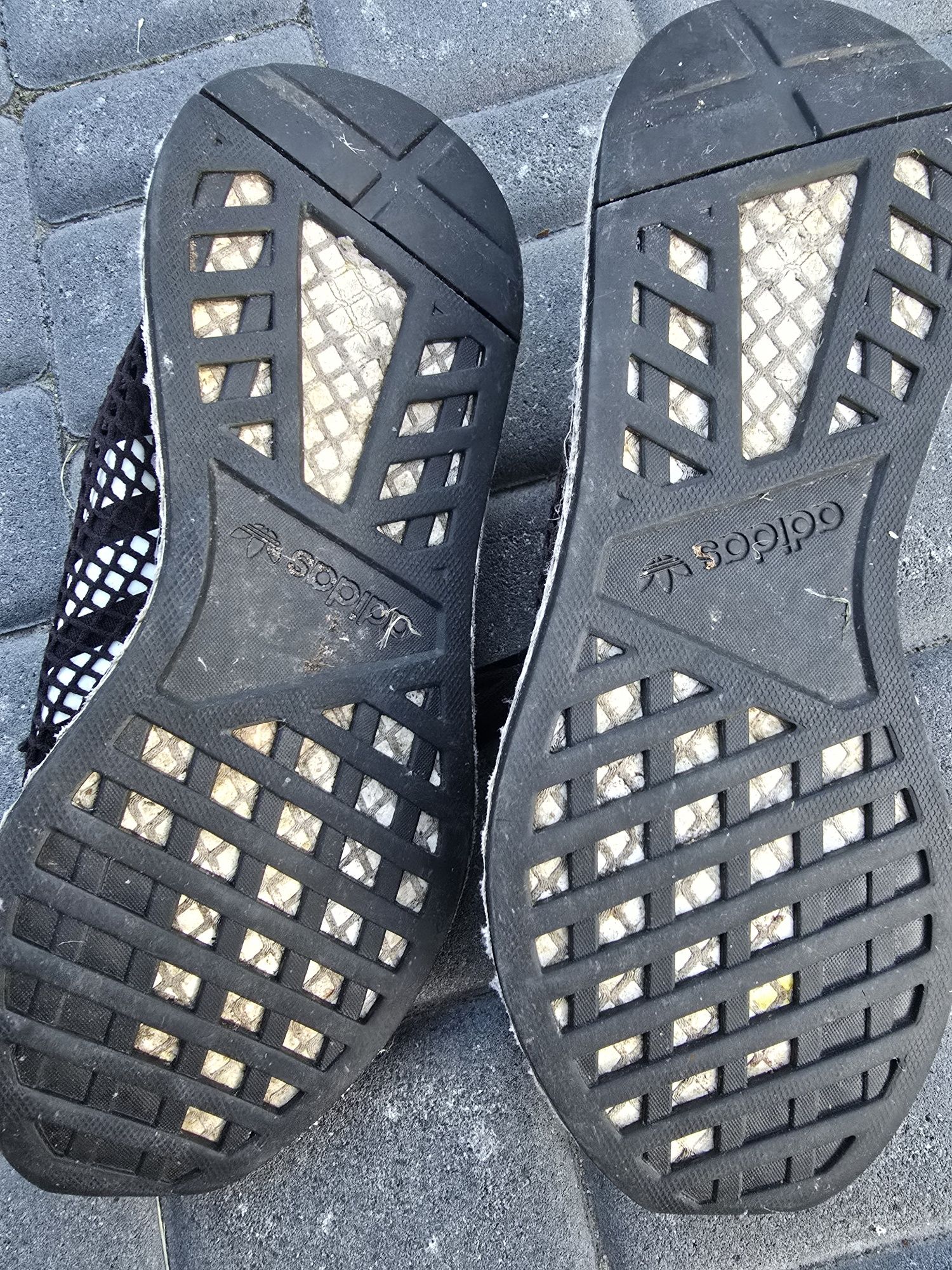Adidas deerupt runner