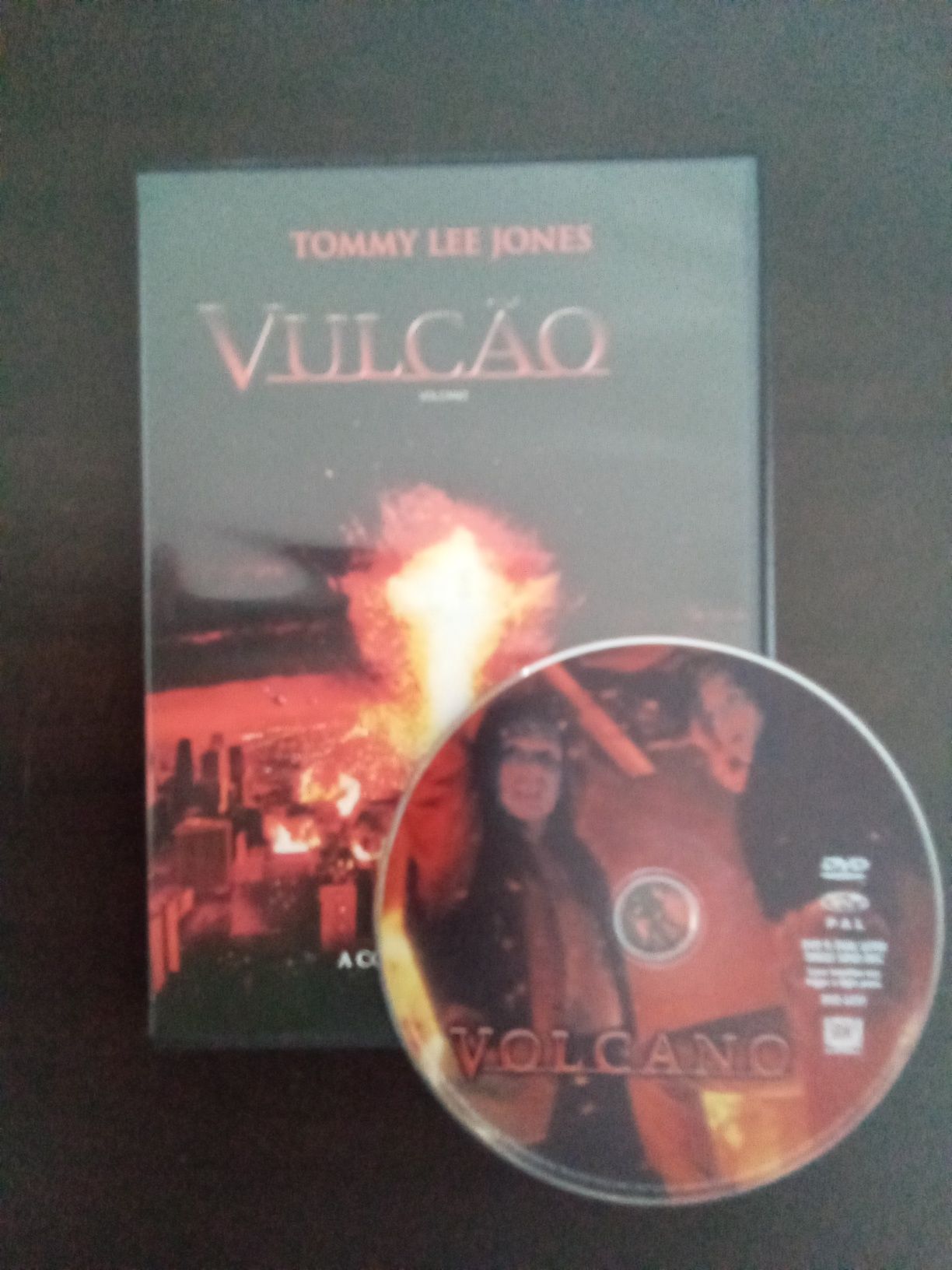 DVD do Filme o Vulcão