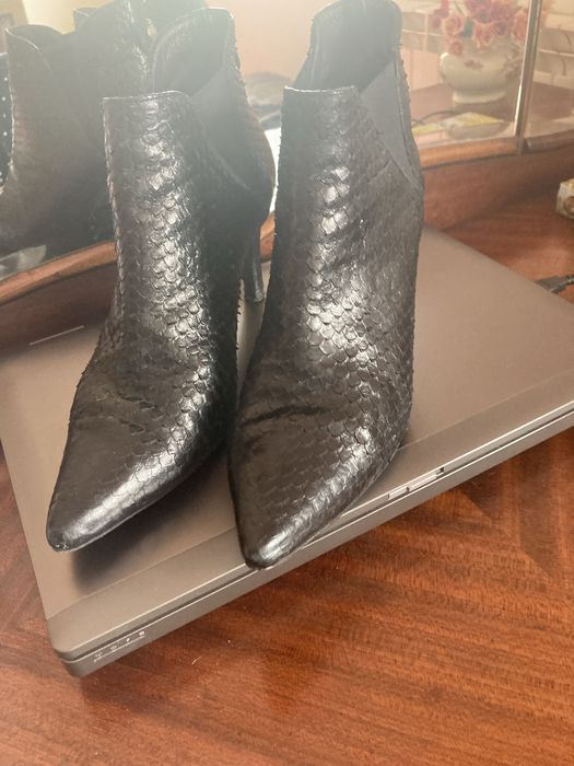 Botins em pele pretos, nr 37