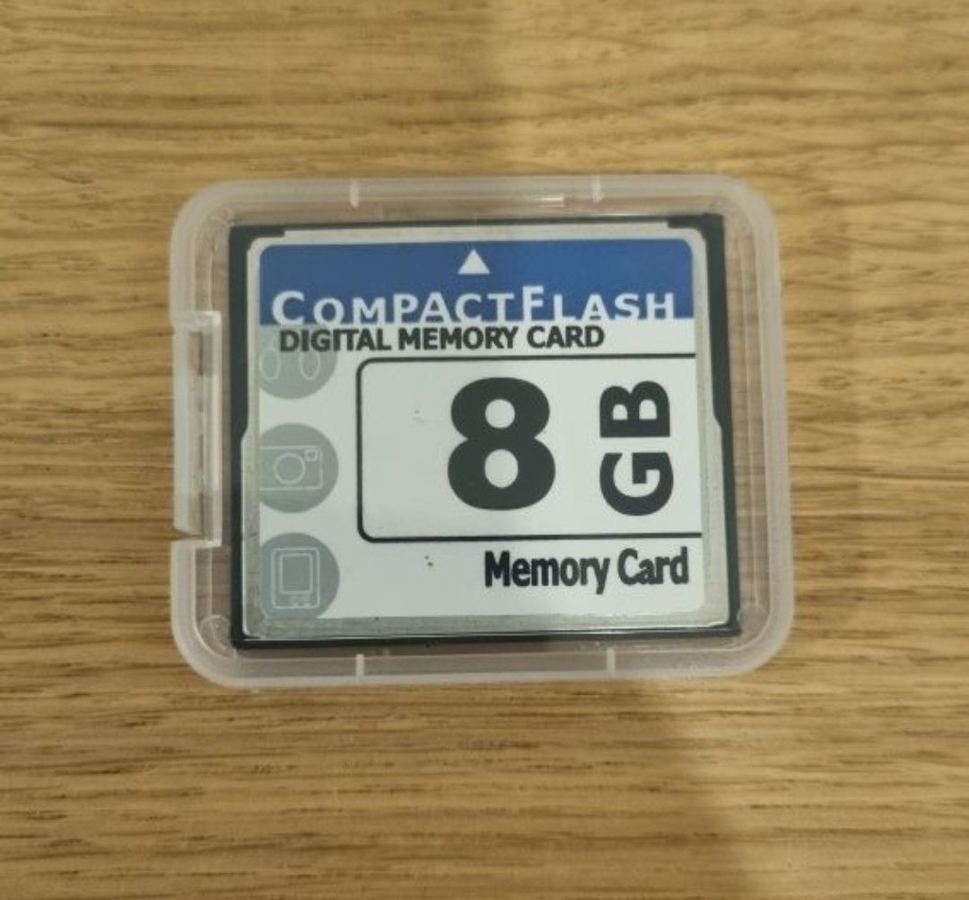 Karta CF Amiga OS 3.2.3 gotowiec 8GB