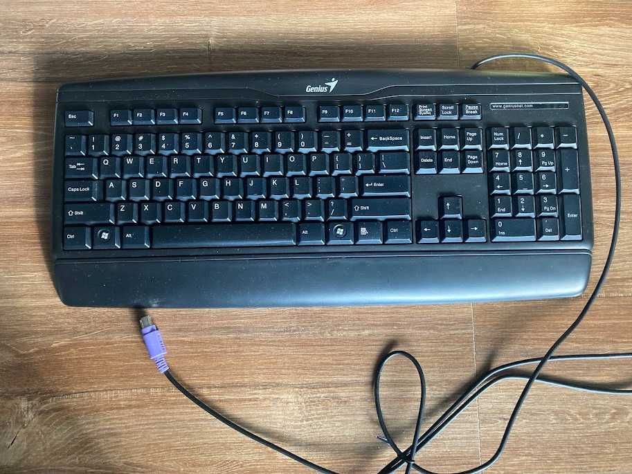Komputer gamingowy retro Athlon monitor CRT LG Flatron 775 FT 17 cali