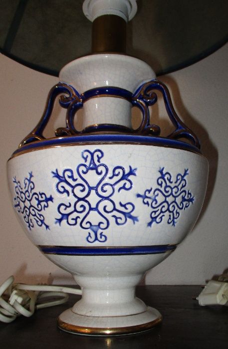 Candeeiros em porcelana