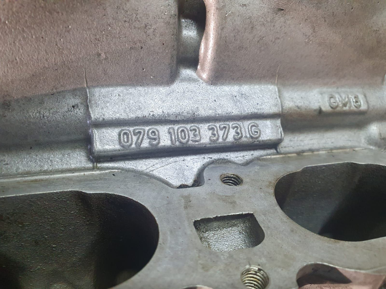 Głowica prawa audi a6,s4 4.2 V8