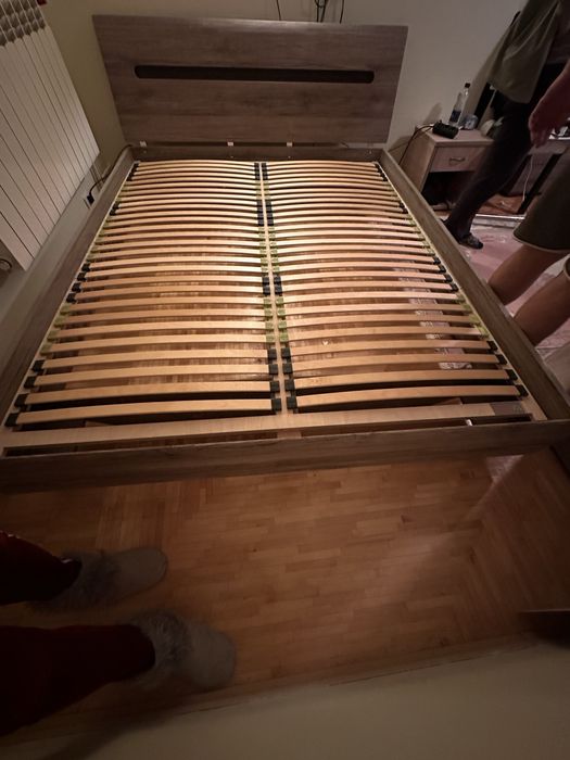 Obudowa łóżka ze stelażem 160-200