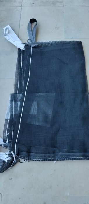 Big bags em rede e com válvula de descarga. 95x95x120cm