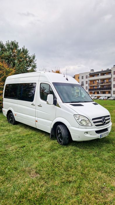 Mercedes Benz Sprinter 9-osobowy kamper webasto klima telewizor