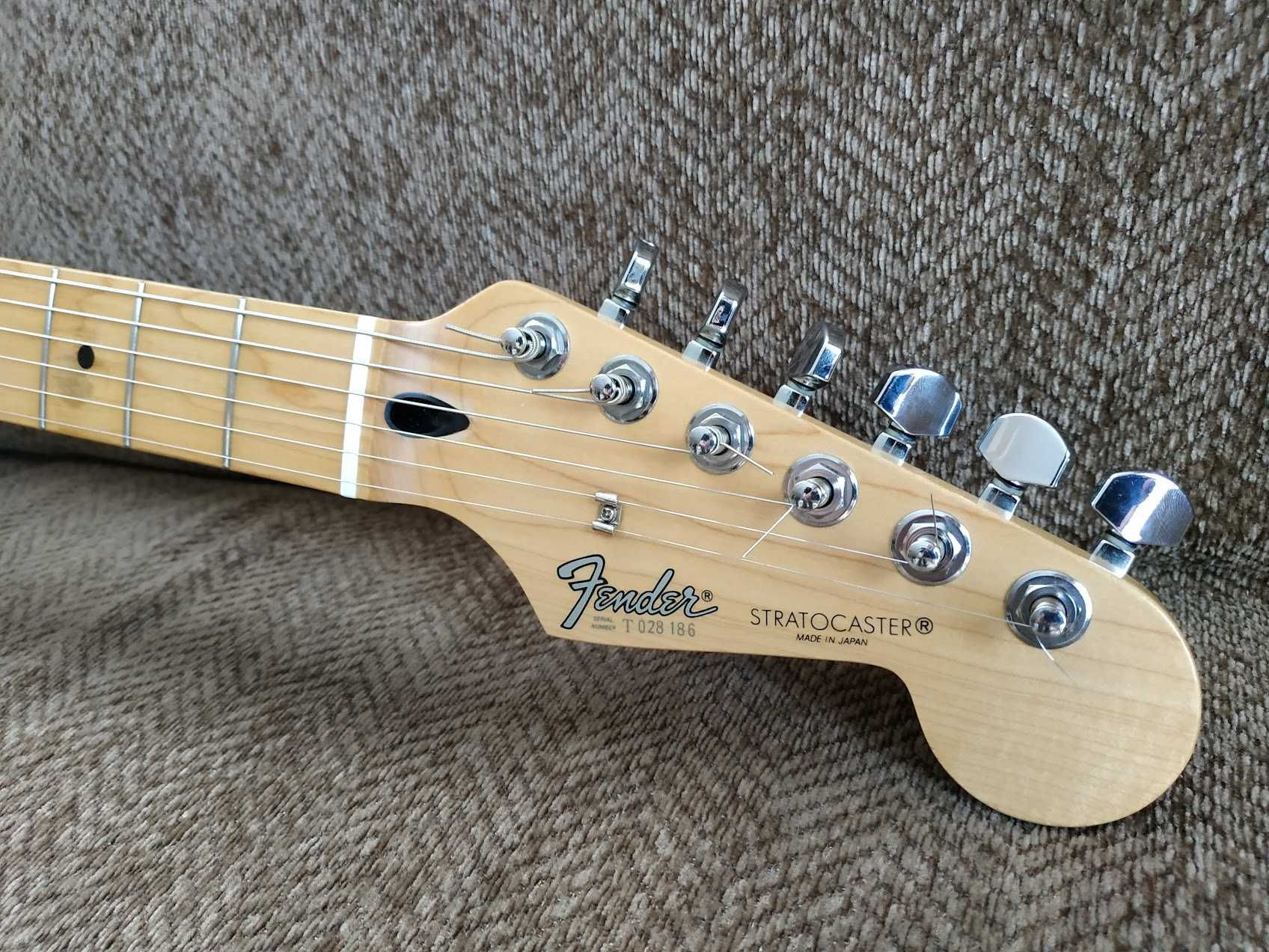 Gitara elektryczna Fender Standard Stratocaster Japan 1994 + case CAR