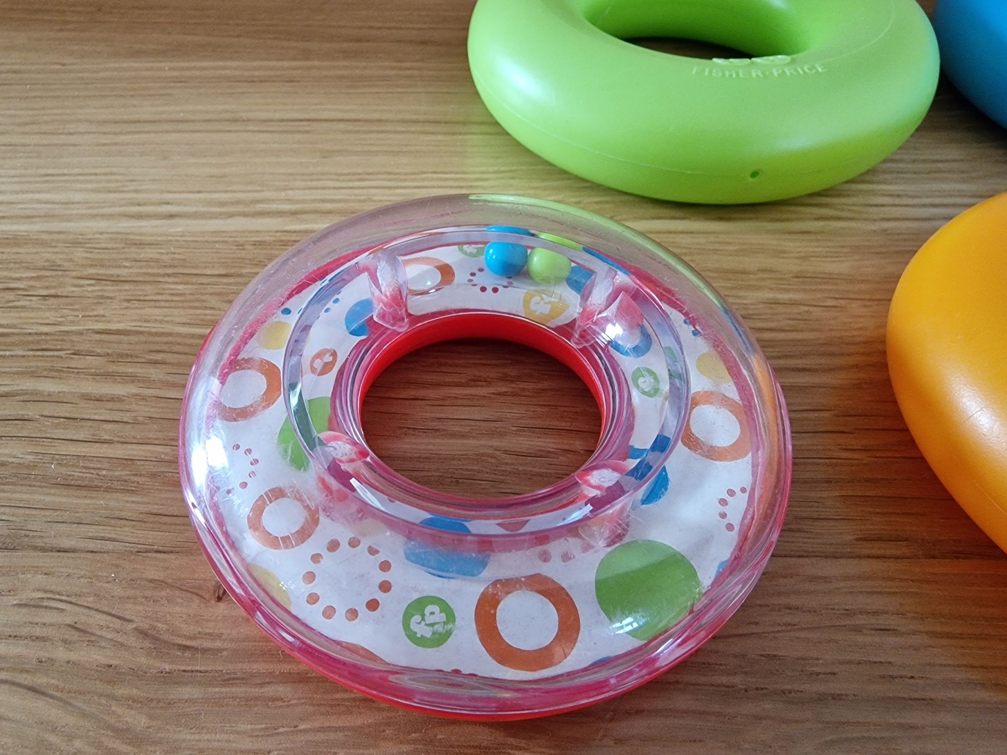 Fisher Price piramidka z kółek