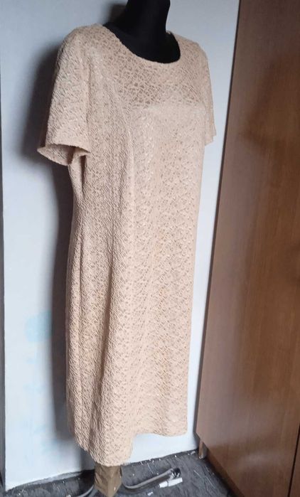 Wizytowa sukienka ciemny beż r. 50