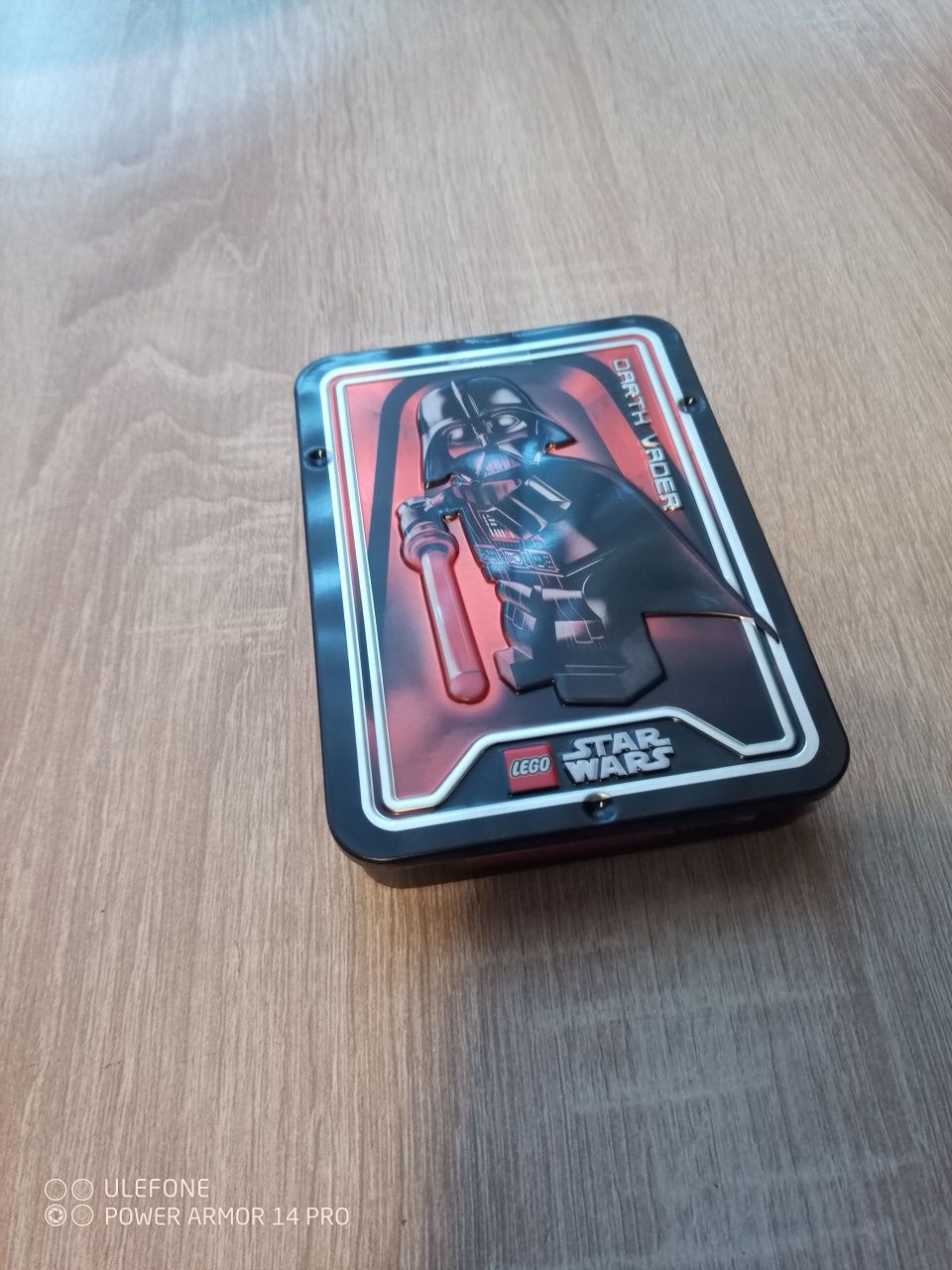 LEGO Star Wars metal box minifigurka Darth Vader Item: 912408
