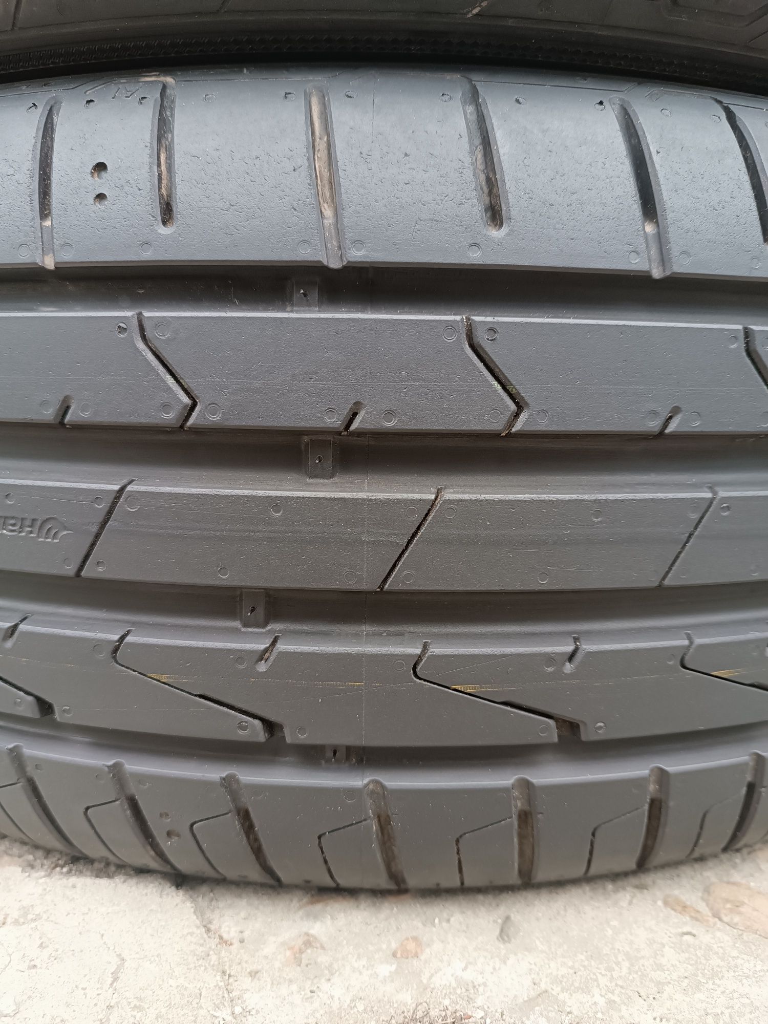 Літні шини 215/45/18 Hankook Ventus Prime 3 2022