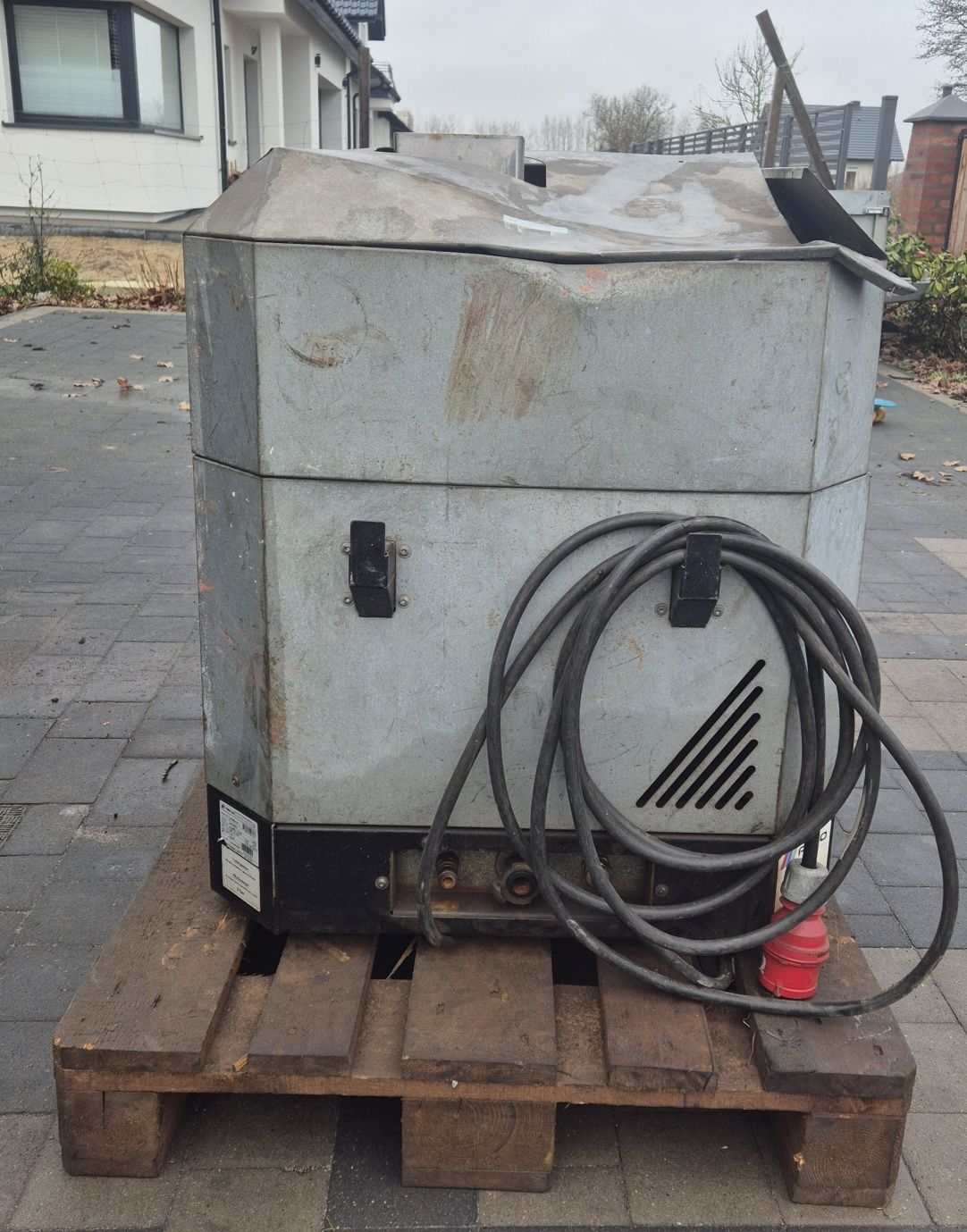 Karcher  myjka Reno 200 bar ciepła woda
