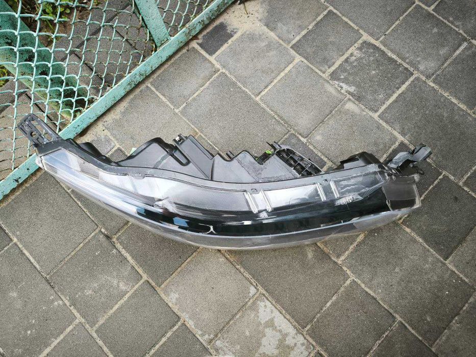 Фара права Nissan rogue sport рестайлинг USA галоген оригінал правая