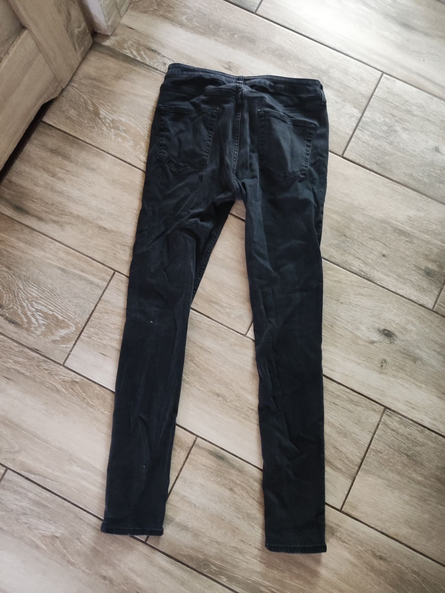 Spodnie męskie jeansowe rozmiar 32/32 topman