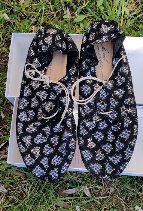 Anniel 39 nowe buty czarne srebrne oksfordy