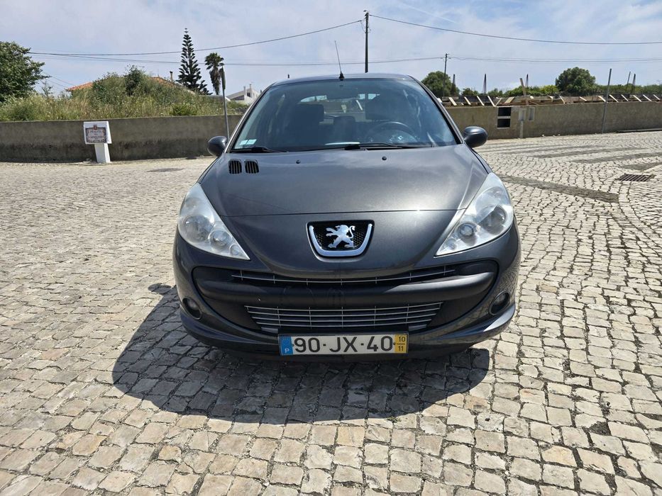 carro impecável 0 % de problemas e 100 %  confiável