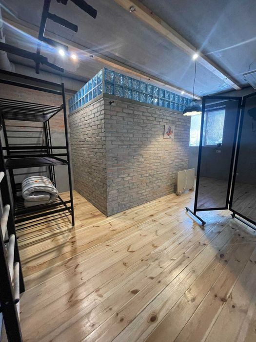 Приміщення вільного призначення в ЖК “Волошковий”