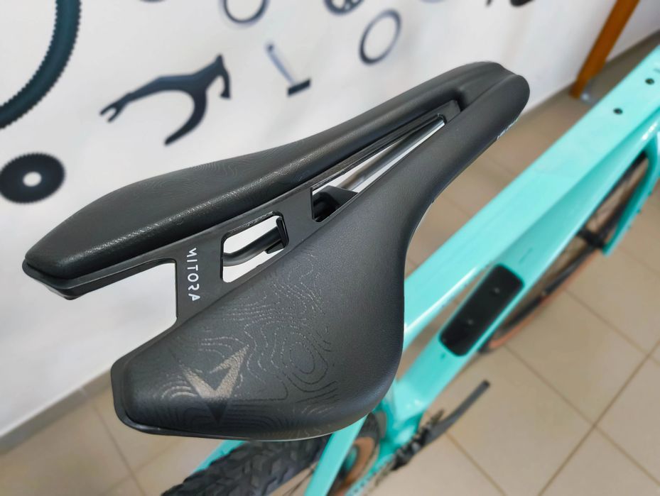 Rower gravel Bianchi Arcadex COMP GRX 610 1x12sp 2025