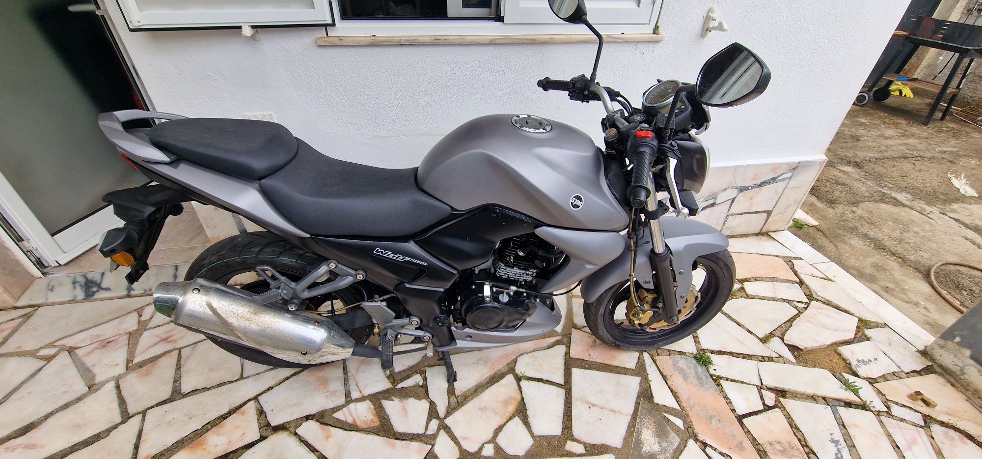 Sym Wolf 125cc em otimas condições urgente