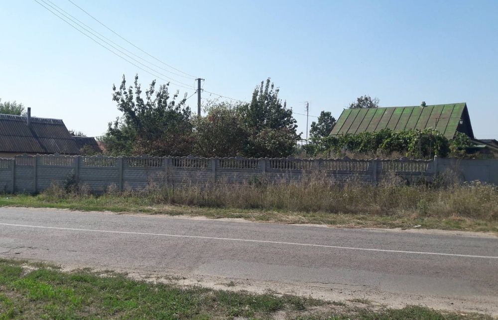 Продам хату з земельною ділянкою(Михайлівка-Рубежівка)