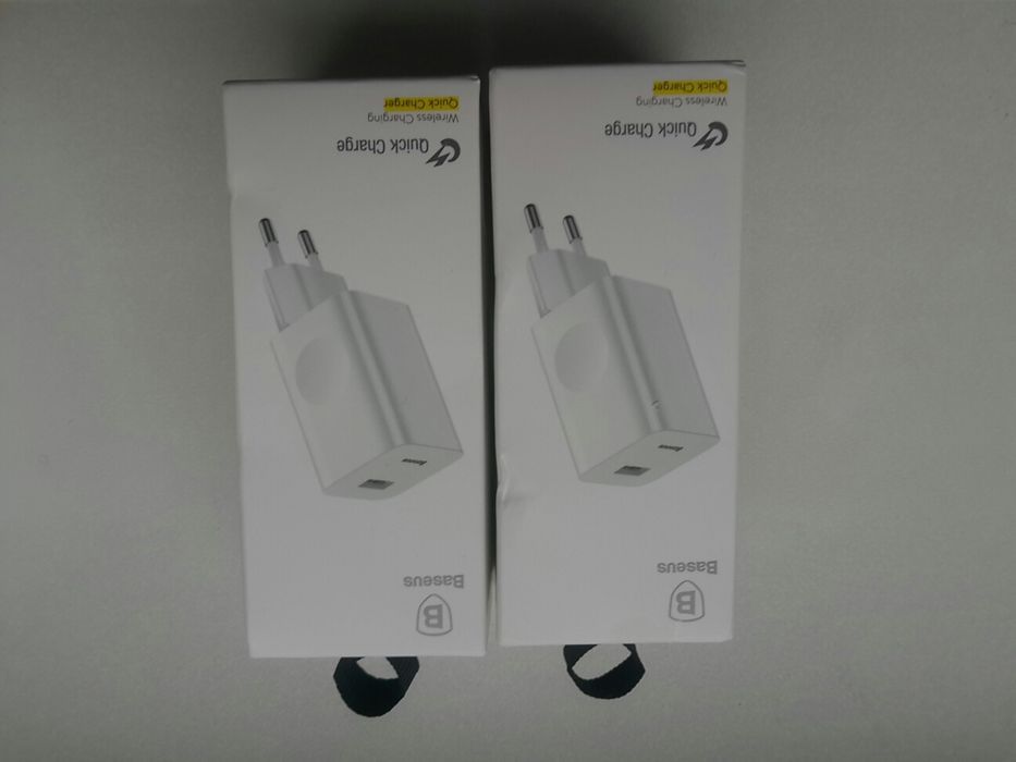 Быстрая зарядка Quick charge 3.0 Baseus 24 Вт.