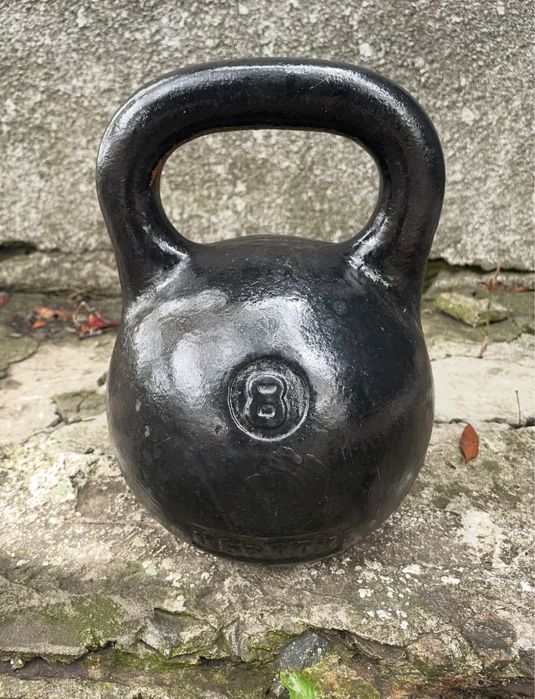 Гири КЛЗ  8кг 2 штуки