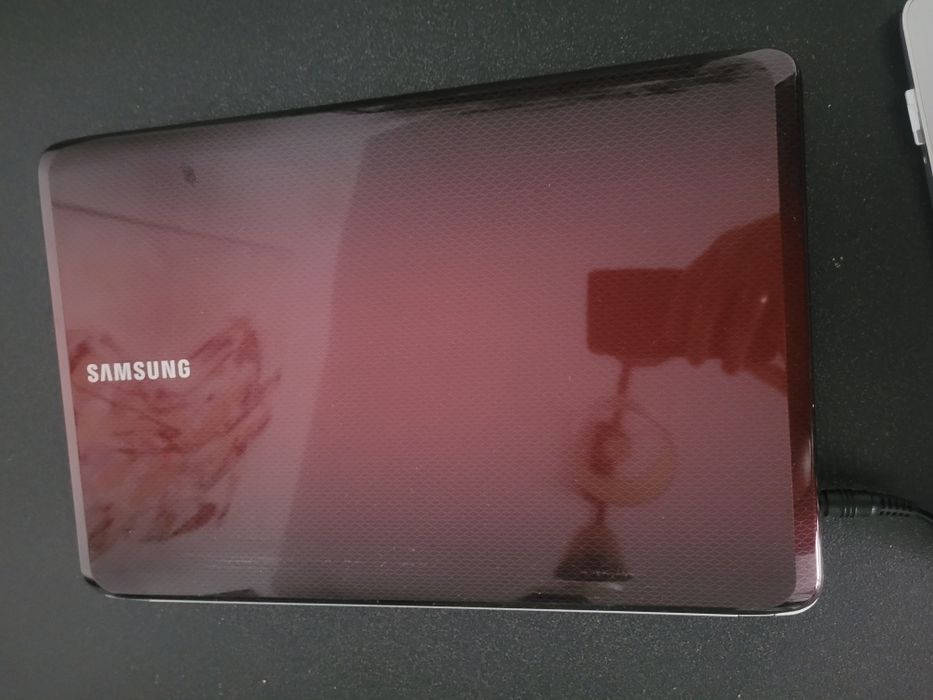 Laptop Samsung R530