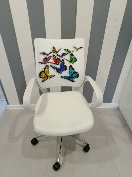 Krzesło obrotowe dla dziewczynki