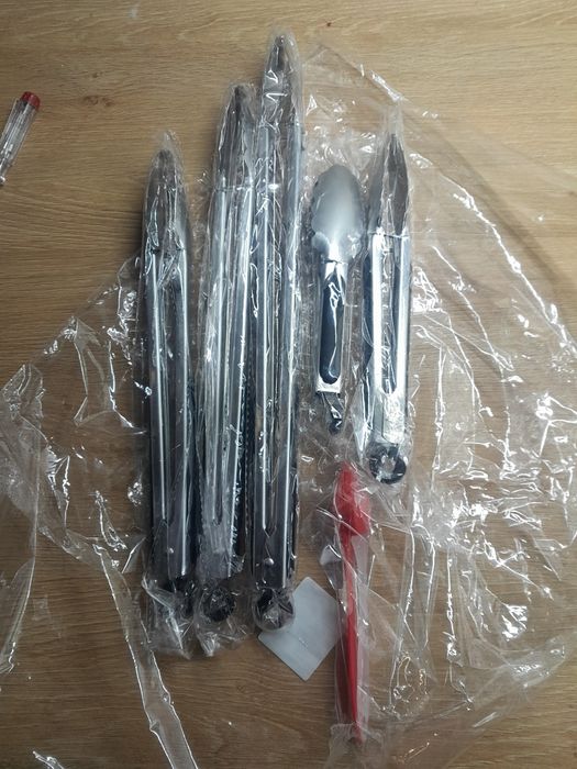 Szczypce do grilla zestaw 5 szt. Plus silokonowe pędzle