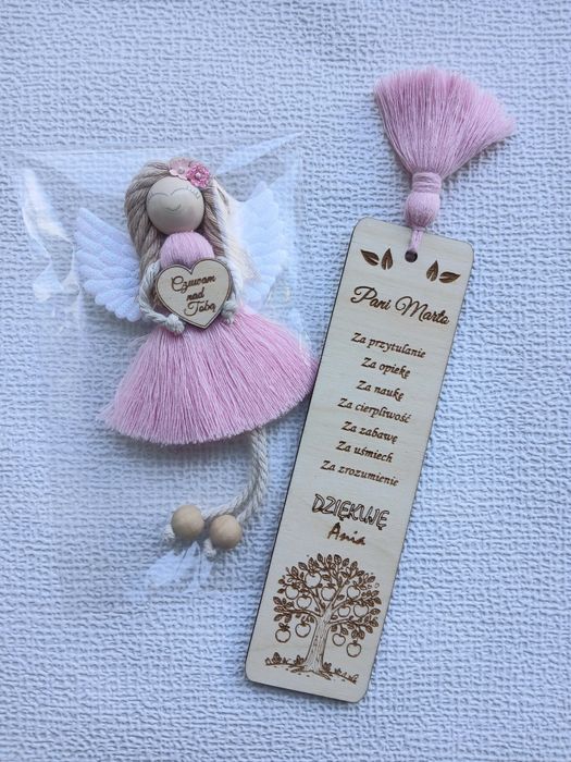 Upominek na dzień nauczyciela aniołek magnes i zakładka do książki