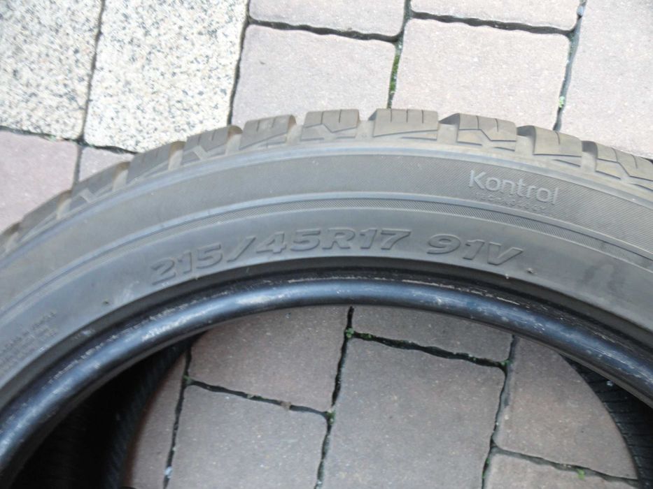 215/45R17 Hankook 2 sztuki CALOROCZNE