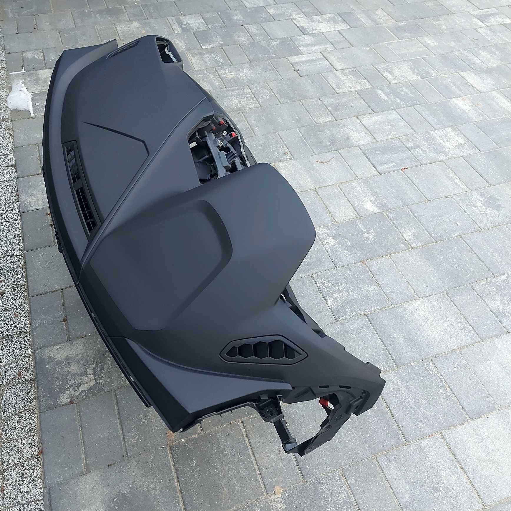 BMW F40 Regeneracja naprawa deska rozdzielcza