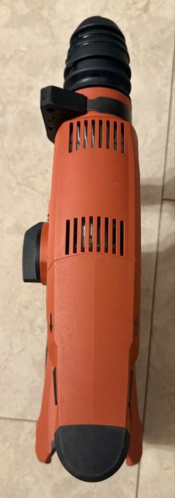 NOWA młotowiertarka HILTI TE 30-22 - uchwyt SDS Plus - baterie NURON