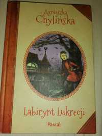 A. Chylińska Labirynt Lukrecji