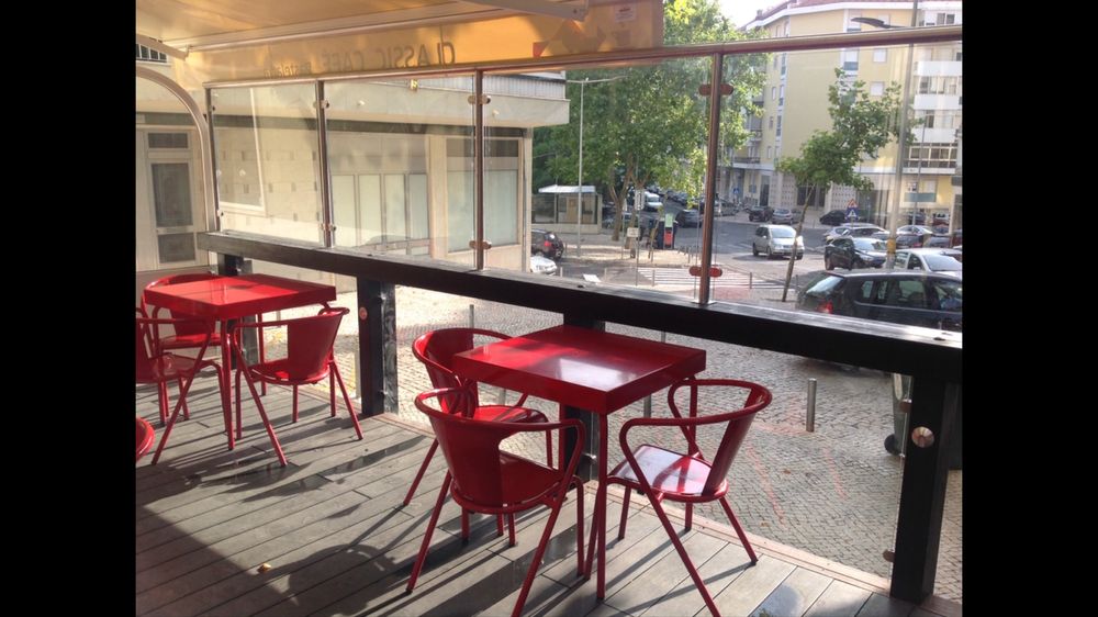 Vendo Restaurante pastelaria 70 lugares vende se