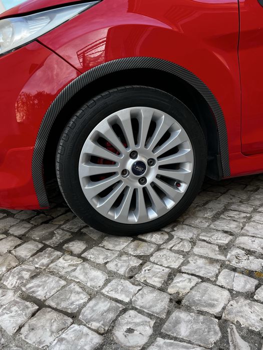 Ford Fiesta - Motor Novo - Carro que dá nas vistas