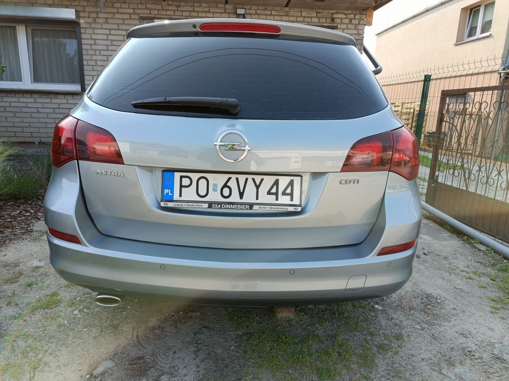 Opel Astra J ST 2.0CDTI