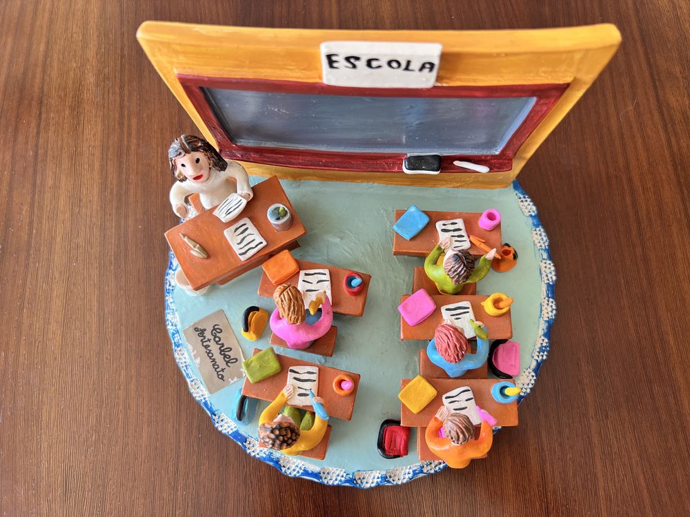 Escola -artesanato irmãos Baraça