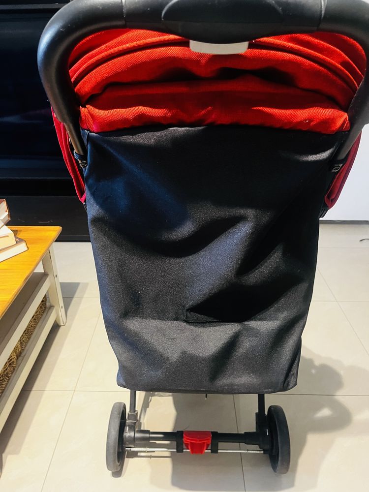 Carrinho de Bebé dobrável
