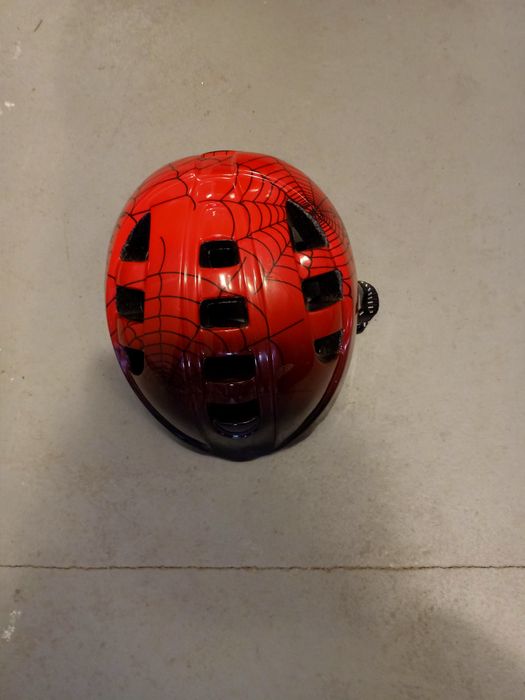 Sprzedam kask dziecięcy