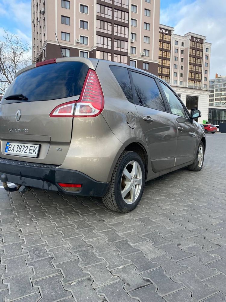 Renault Scenic 2011