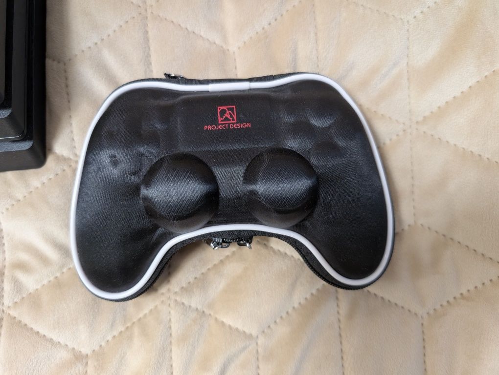PS4 Pro у відмінному стані