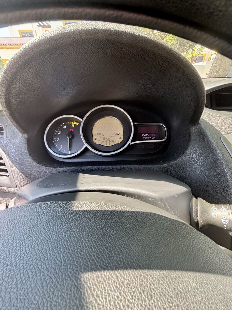 Renault Mégane 1.5 dCi –190mil km – Muito estimado e económico