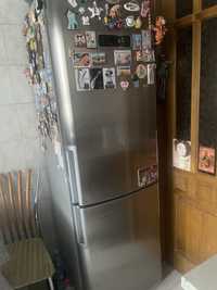 Холодильник Whirlpool wbc3546 a+nfcx