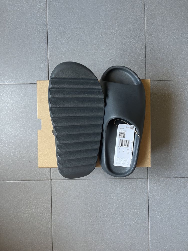 Yeezy Slide Slate Grey