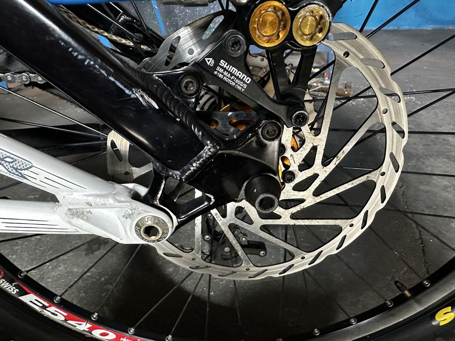 Specialized Demo 7 (Downhill)