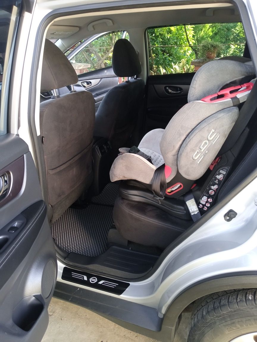 Продаж авто Nissan Rogue 15 рік
